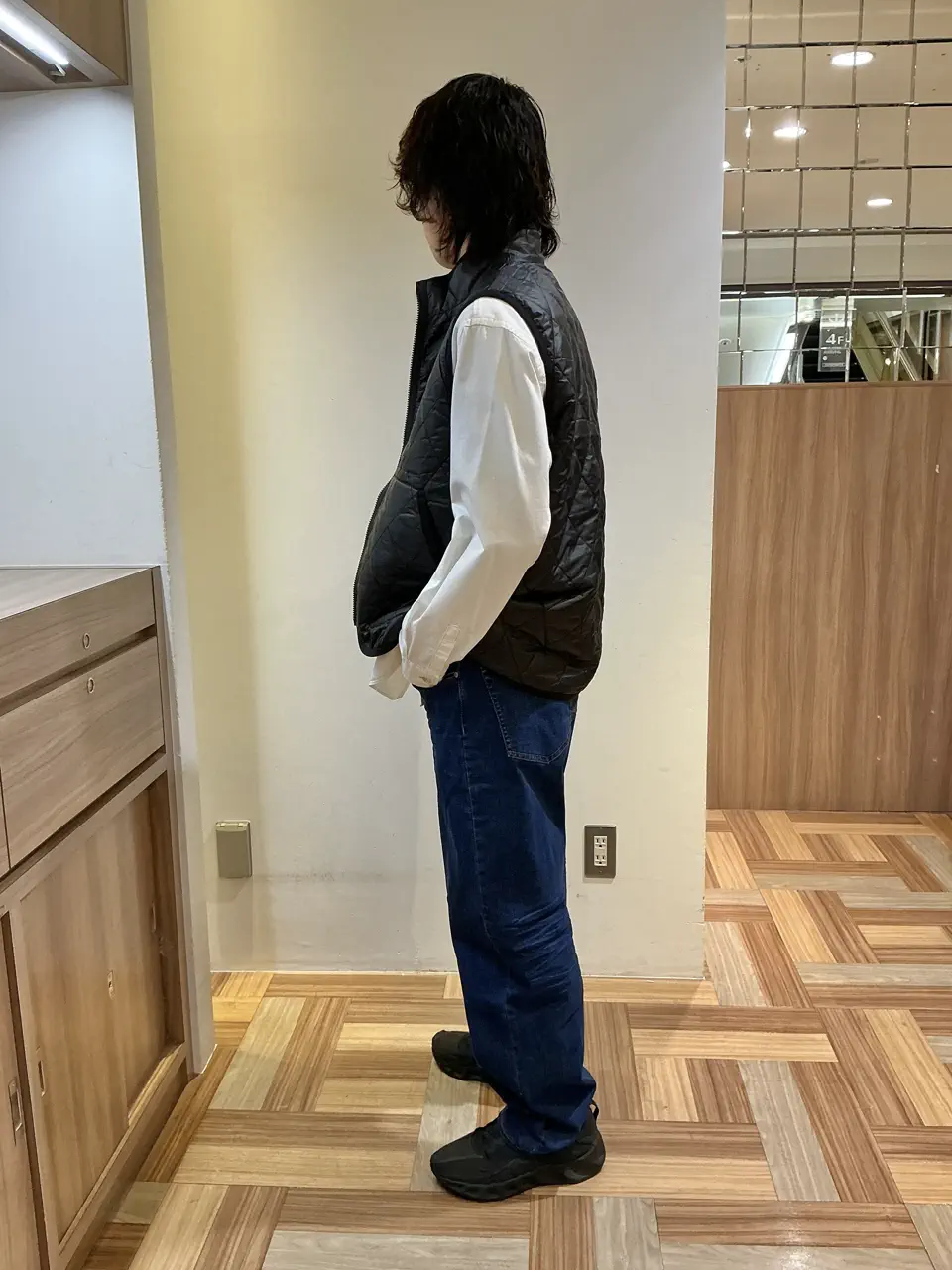 JOSEPH ABBOUD MOUNTAIN カイリ コーディネート画像