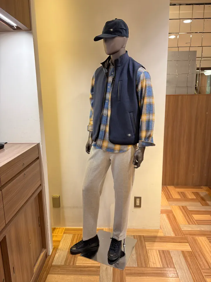 JOSEPH ABBOUD MOUNTAIN 小城 コーディネート画像