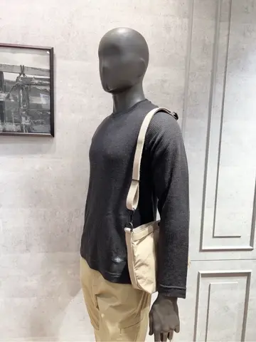 JOSEPH ABBOUD MOUNTAIN 二澤 コーディネート画像