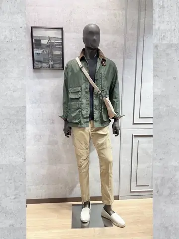 JOSEPH ABBOUD MOUNTAIN 二澤 コーディネート画像