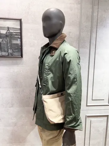 JOSEPH ABBOUD MOUNTAIN 二澤 コーディネート画像