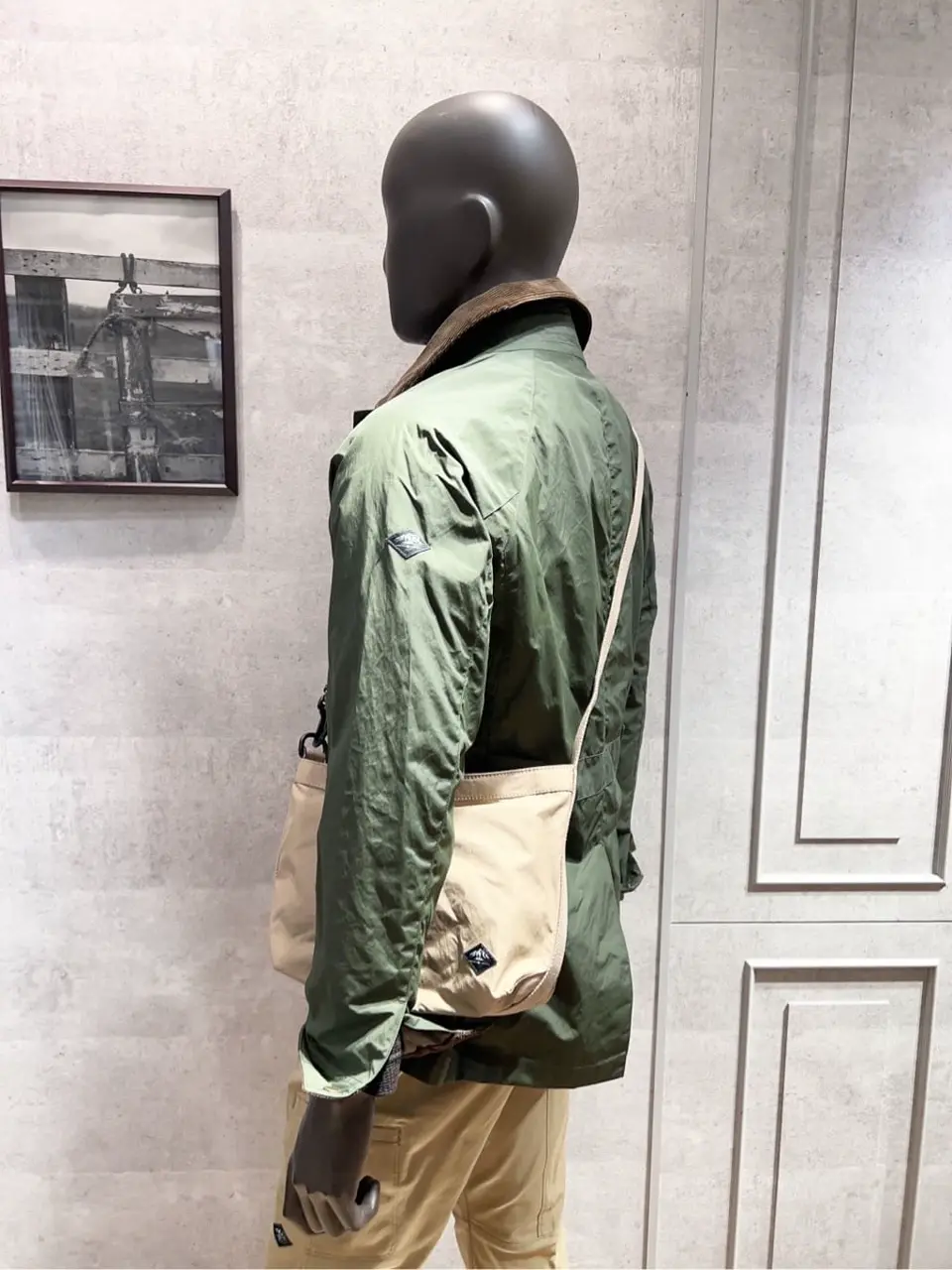 JOSEPH ABBOUD MOUNTAIN 二澤 コーディネート画像