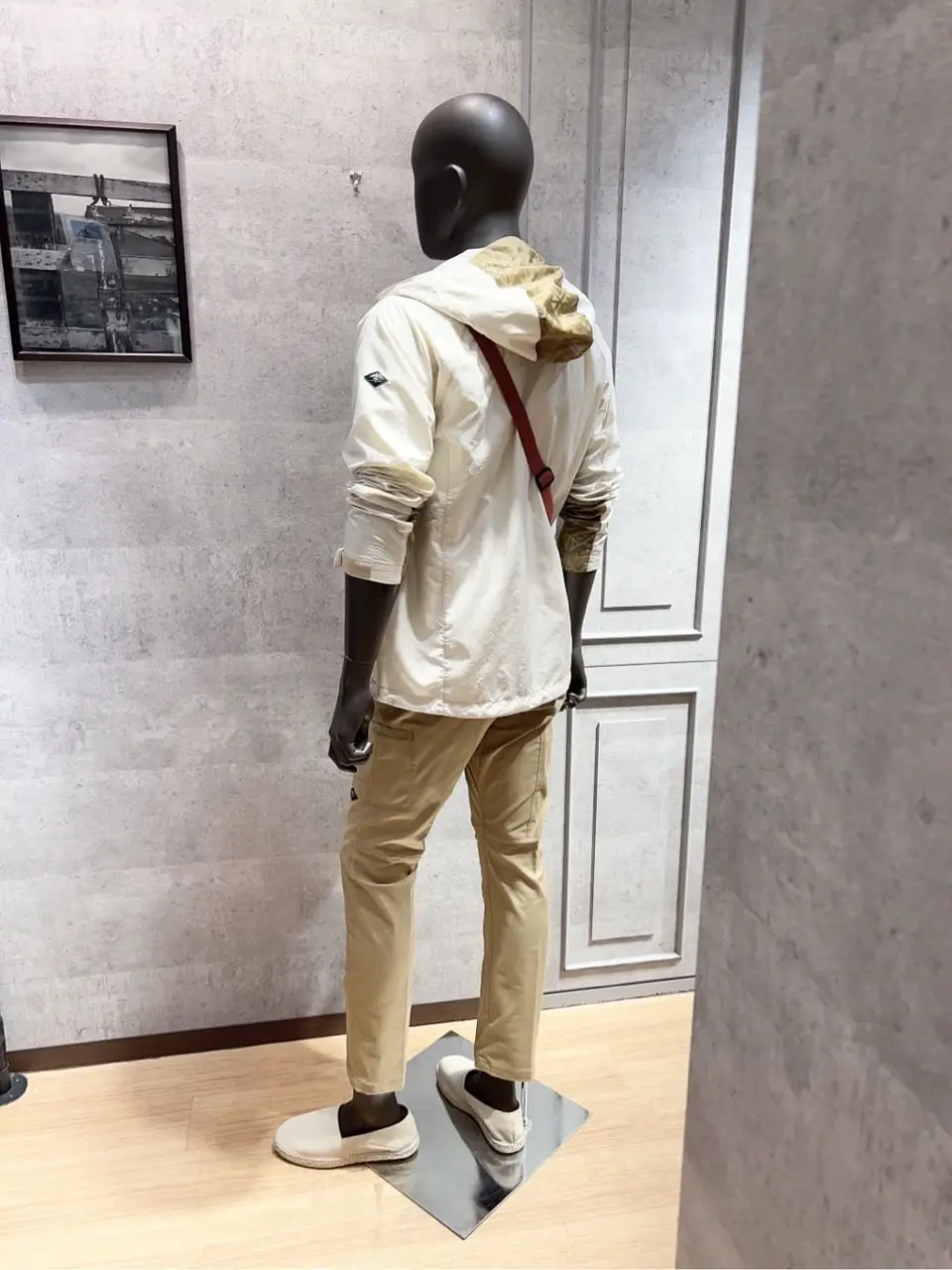 JOSEPH ABBOUD MOUNTAIN 東　 コーディネート画像