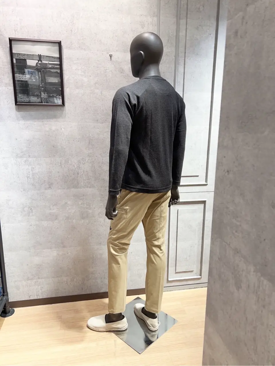 JOSEPH ABBOUD MOUNTAIN 東　 コーディネート画像