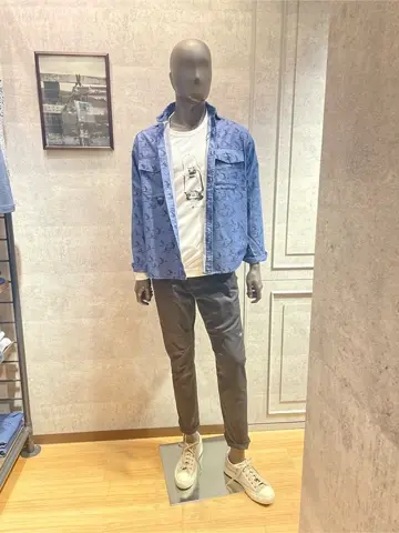 JOSEPH ABBOUD MOUNTAIN 東　 コーディネート画像