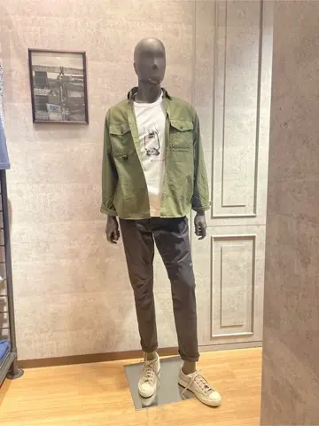 JOSEPH ABBOUD MOUNTAIN 東　 コーディネート画像