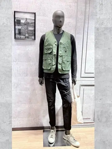 JOSEPH ABBOUD MOUNTAIN 二澤 コーディネート画像