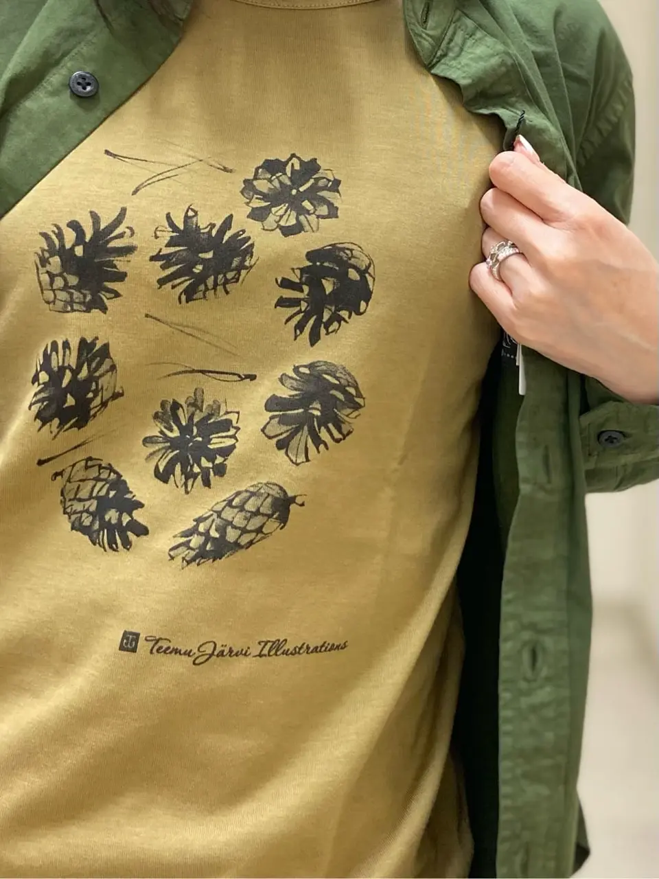 JOSEPH ABBOUD MOUNTAIN たかい　かおり コーディネート画像