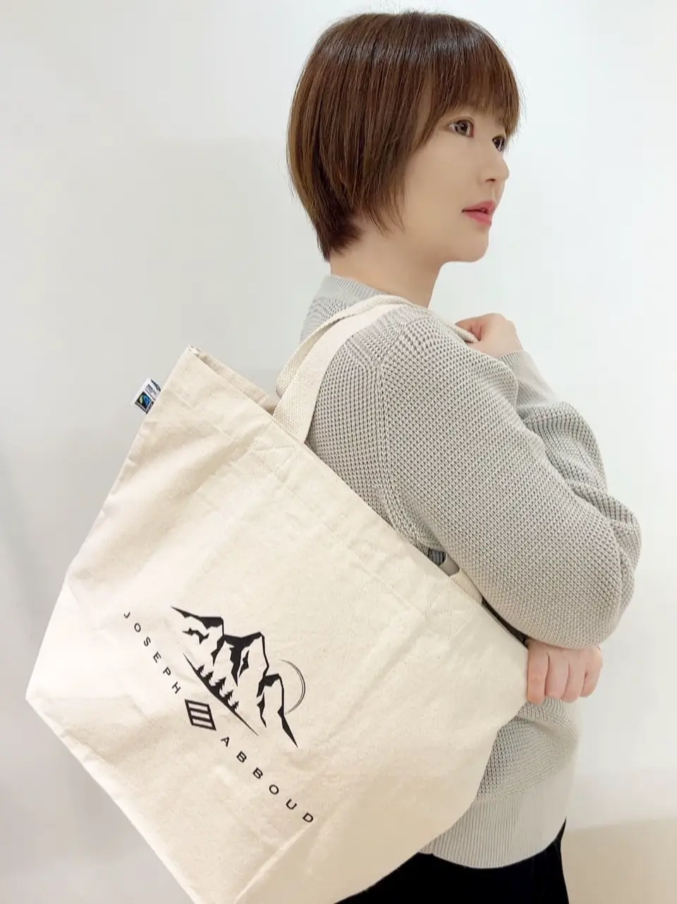 JOSEPH ABBOUD MOUNTAIN YANO コーディネート画像