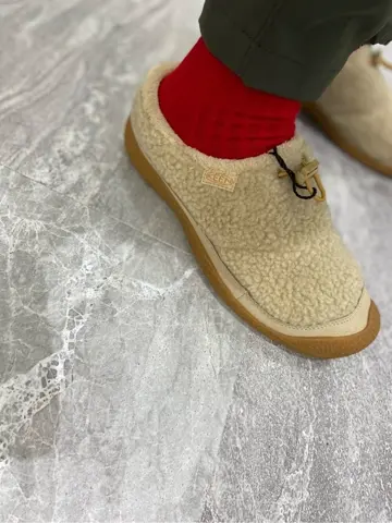 JOSEPH ABBOUD MOUNTAIN たかい　かおり コーディネート画像