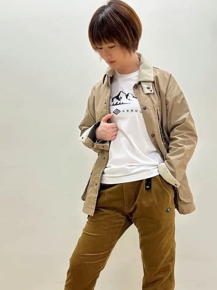 JOSEPH ABBOUD MOUNTAIN YANO コーディネート画像