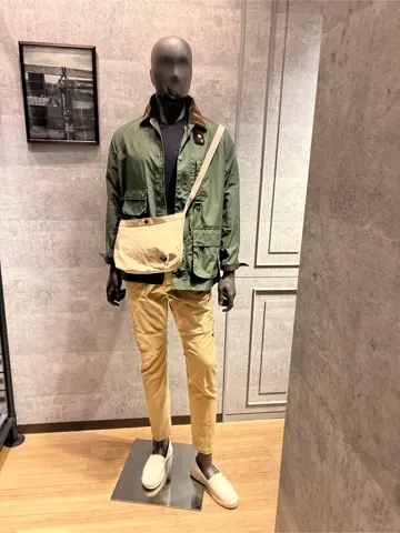 JOSEPH ABBOUD MOUNTAIN 上條 コーディネート画像