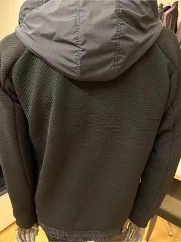 JOSEPH ABBOUD MOUNTAIN YANO コーディネート画像