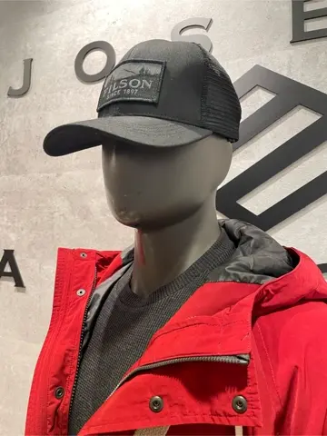 JOSEPH ABBOUD MOUNTAIN 東　 コーディネート画像