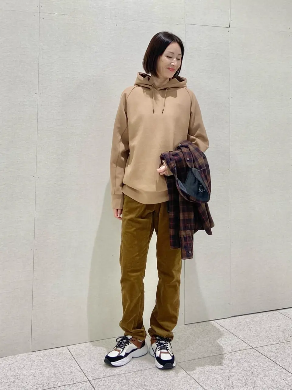 JOSEPH ABBOUD MOUNTAIN たかい　かおり コーディネート画像