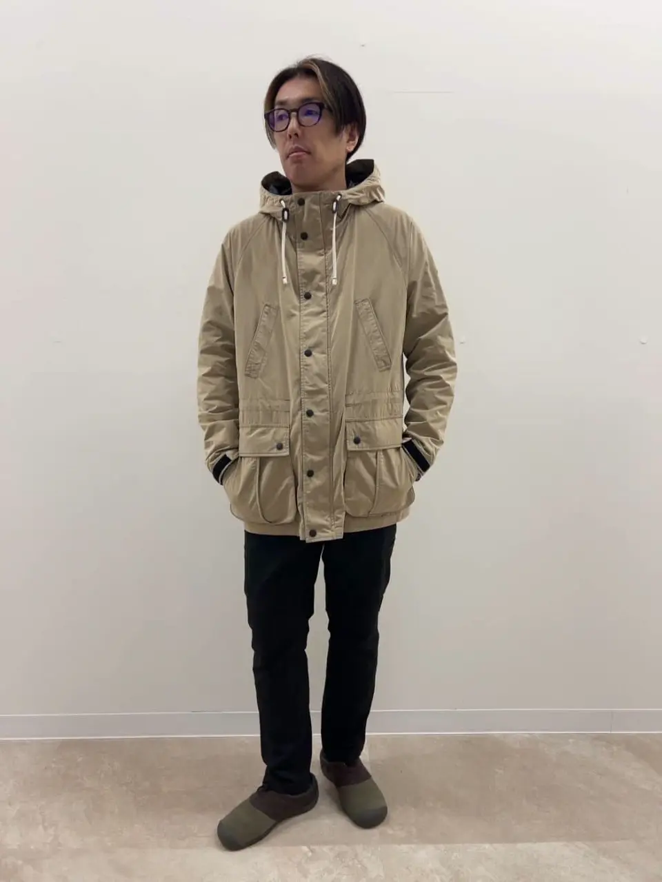 JOSEPH ABBOUD MOUNTAIN 藤川 コーディネート画像