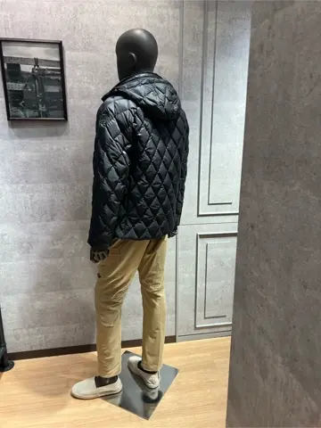 JOSEPH ABBOUD MOUNTAIN 上條 コーディネート画像