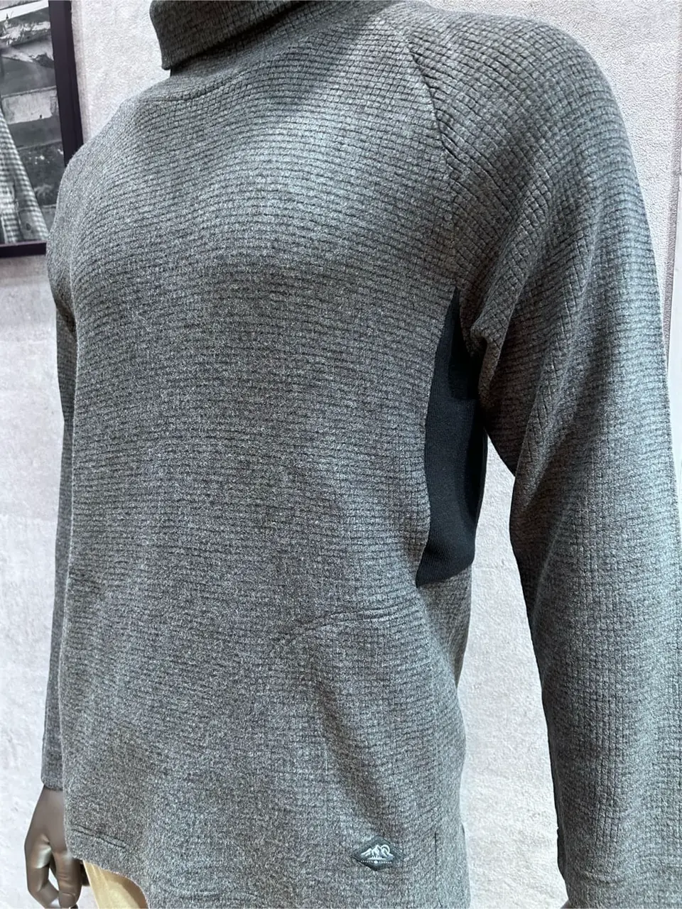 JOSEPH ABBOUD MOUNTAIN 二澤 コーディネート画像