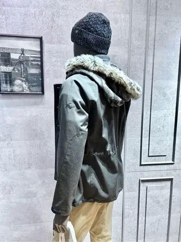 JOSEPH ABBOUD MOUNTAIN 二澤 コーディネート画像