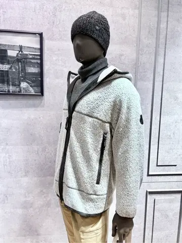 JOSEPH ABBOUD MOUNTAIN 二澤 コーディネート画像