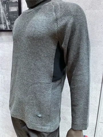 JOSEPH ABBOUD MOUNTAIN 二澤 コーディネート画像