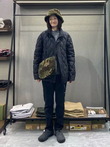 JOSEPH ABBOUD MOUNTAIN たかい　かおり コーディネート画像