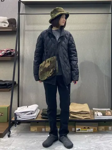 JOSEPH ABBOUD MOUNTAIN たかい　かおり コーディネート画像