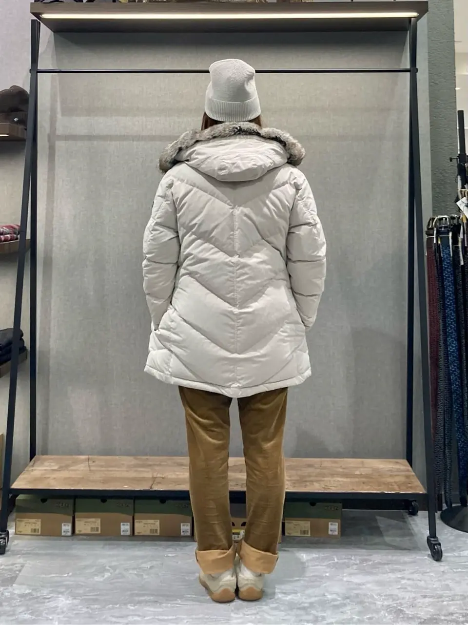 JOSEPH ABBOUD MOUNTAIN 上田 コーディネート画像