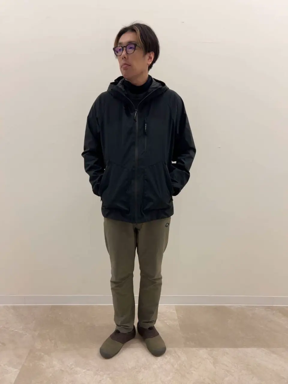 JOSEPH ABBOUD MOUNTAIN 藤川 コーディネート画像