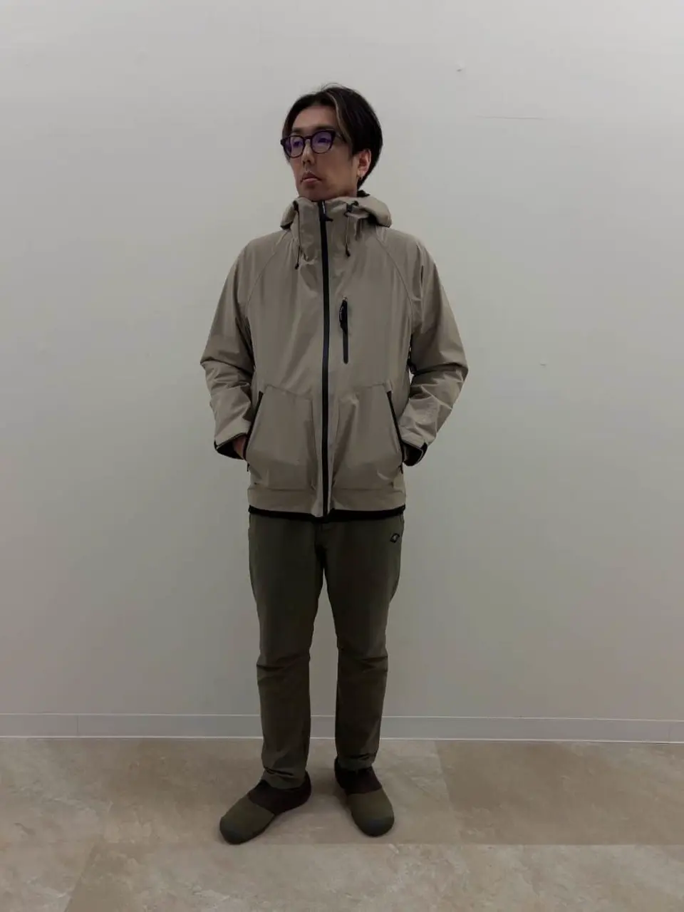 JOSEPH ABBOUD MOUNTAIN 藤川 コーディネート画像