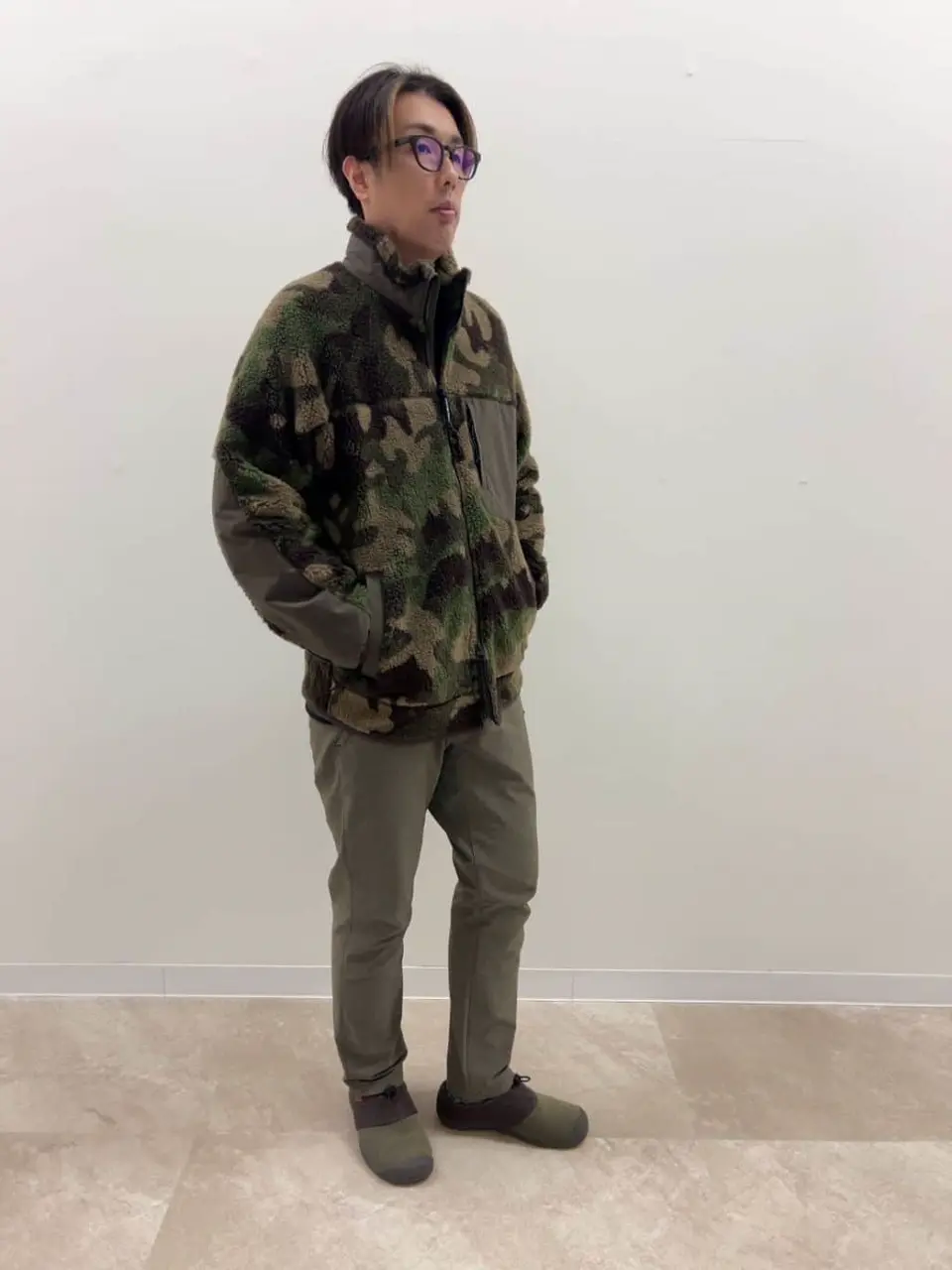 JOSEPH ABBOUD MOUNTAIN 藤川 コーディネート画像