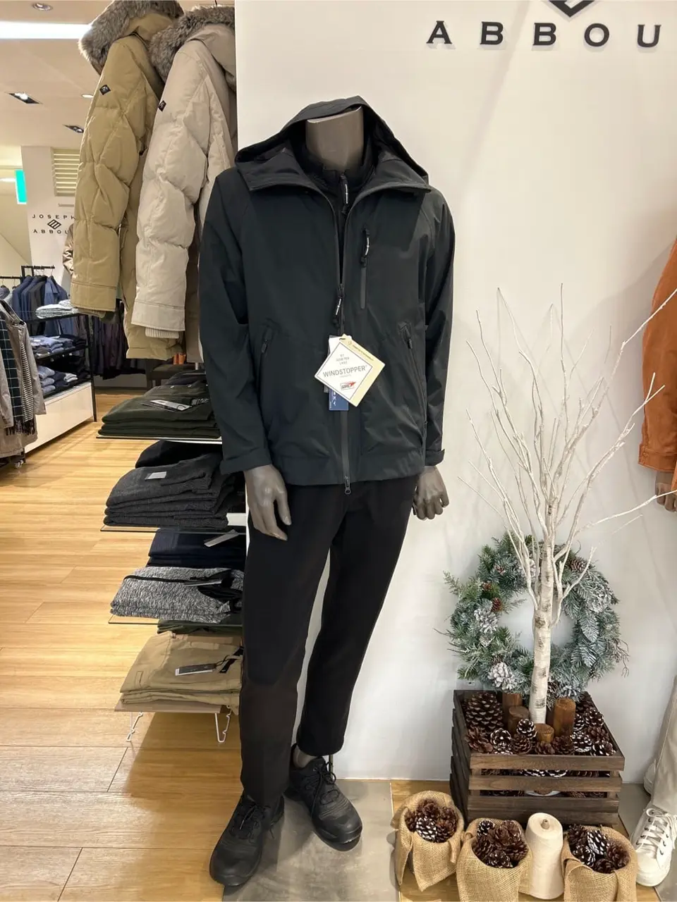 JOSEPH ABBOUD MOUNTAIN YANO コーディネート画像