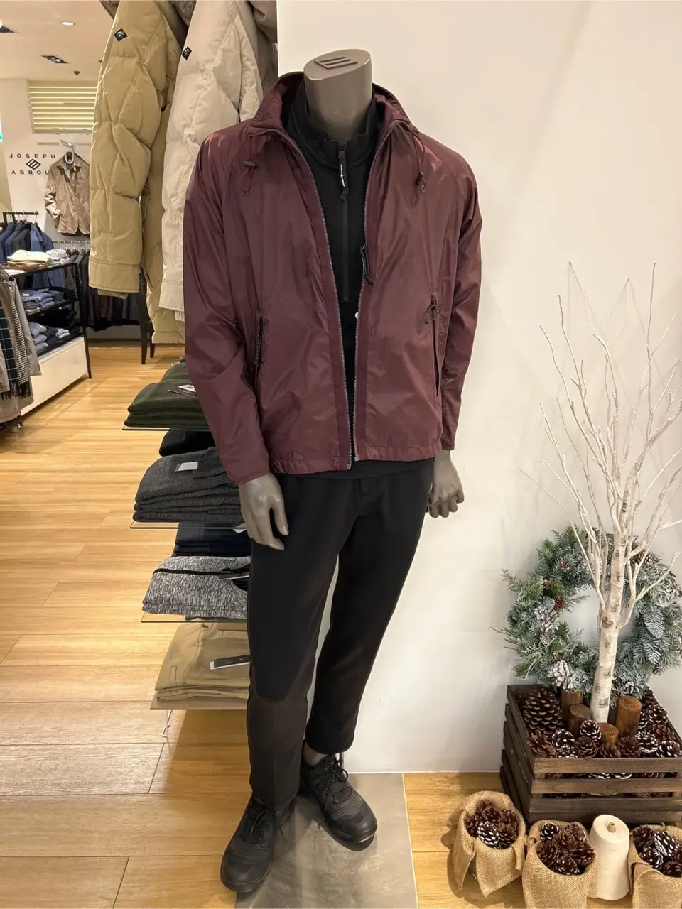 JOSEPH ABBOUD MOUNTAIN YANO コーディネート画像