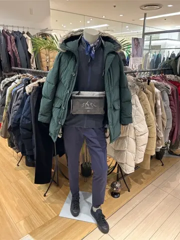 JOSEPH ABBOUD MOUNTAIN YANO コーディネート画像