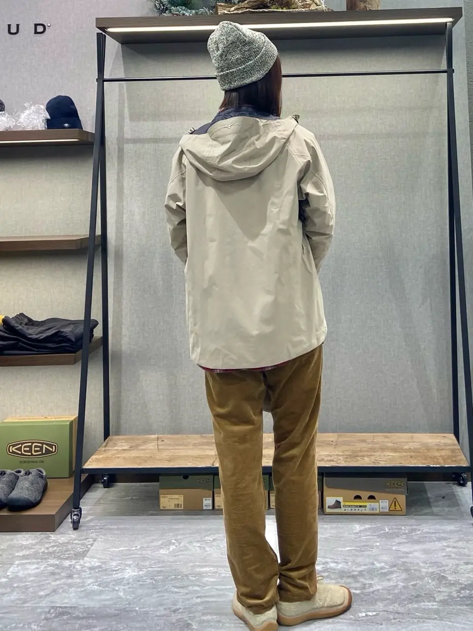 JOSEPH ABBOUD MOUNTAIN たかい　かおり コーディネート画像