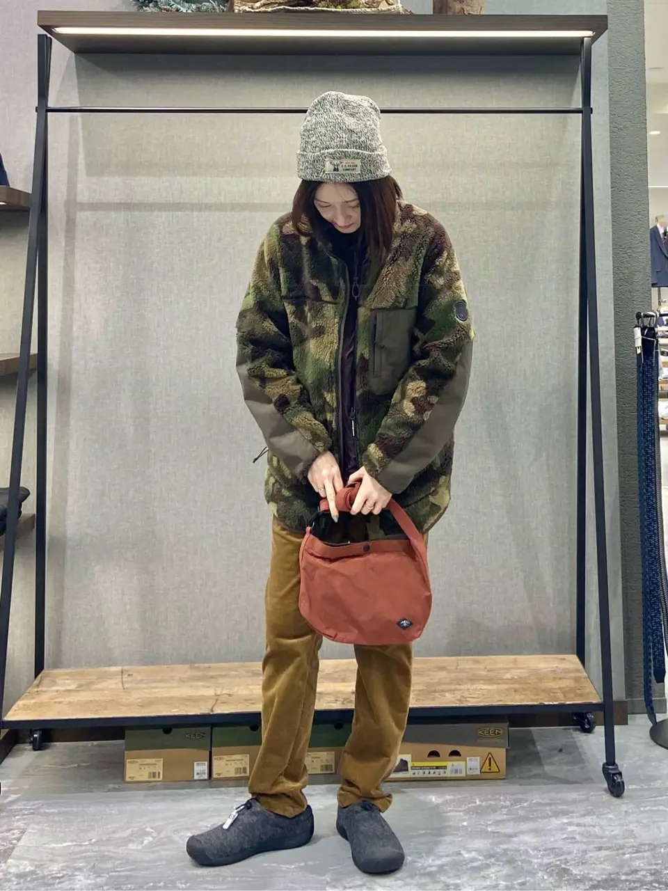 JOSEPH ABBOUD MOUNTAIN たかい　かおり コーディネート画像