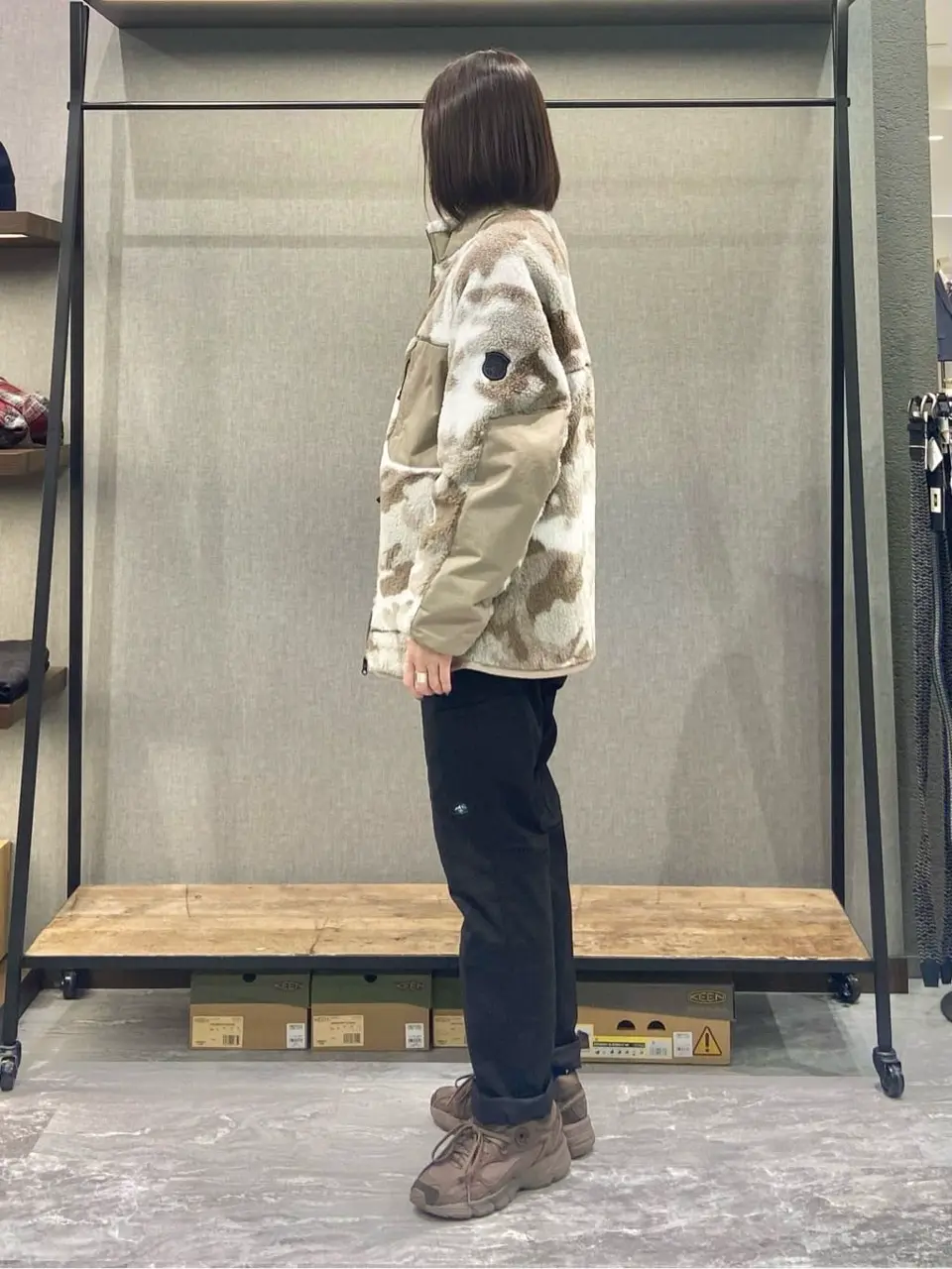 JOSEPH ABBOUD MOUNTAIN たかい　かおり コーディネート画像