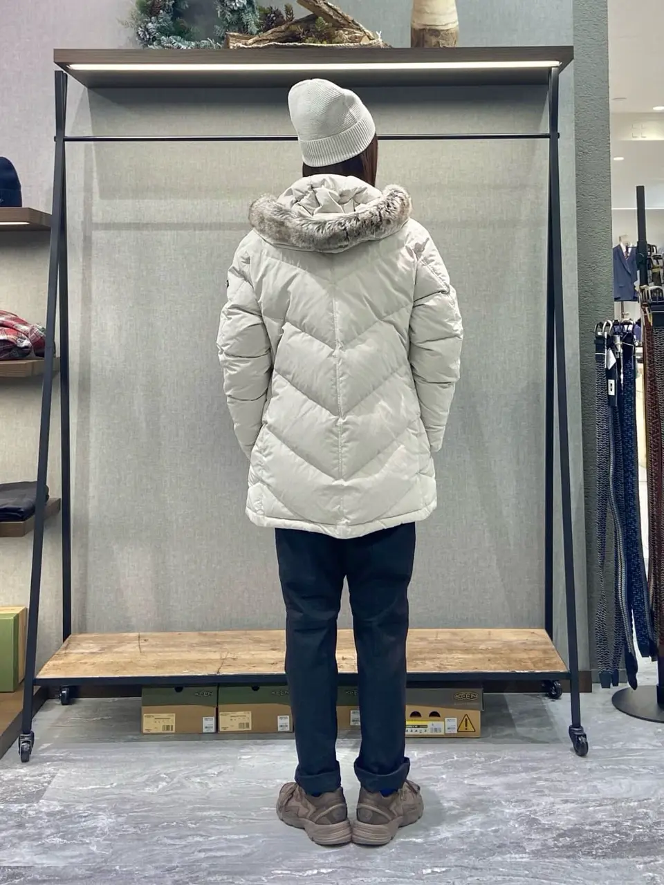 JOSEPH ABBOUD MOUNTAIN たかい　かおり コーディネート画像