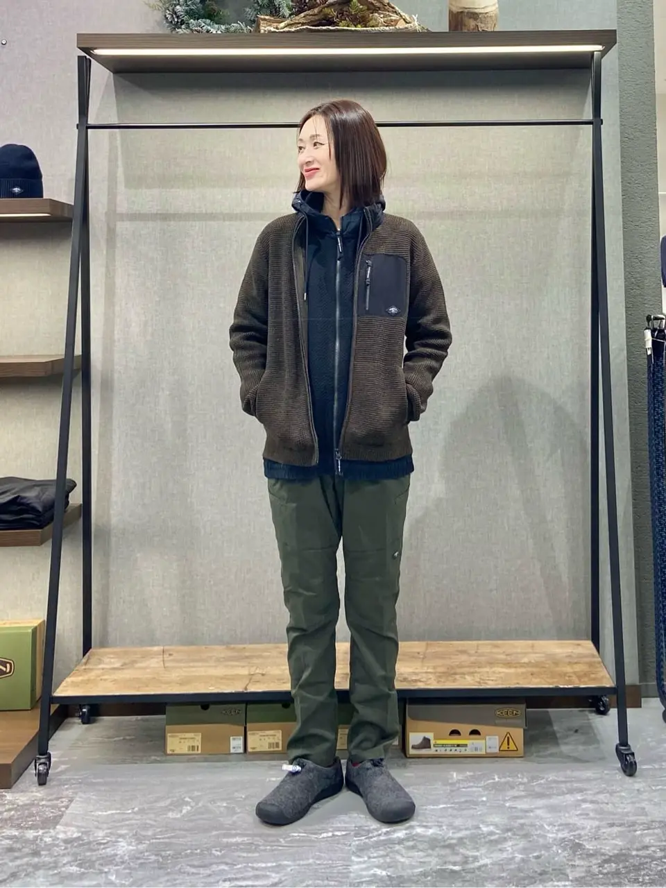 JOSEPH ABBOUD MOUNTAIN たかい　かおり コーディネート画像