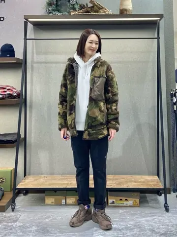 JOSEPH ABBOUD MOUNTAIN たかい　かおり コーディネート画像