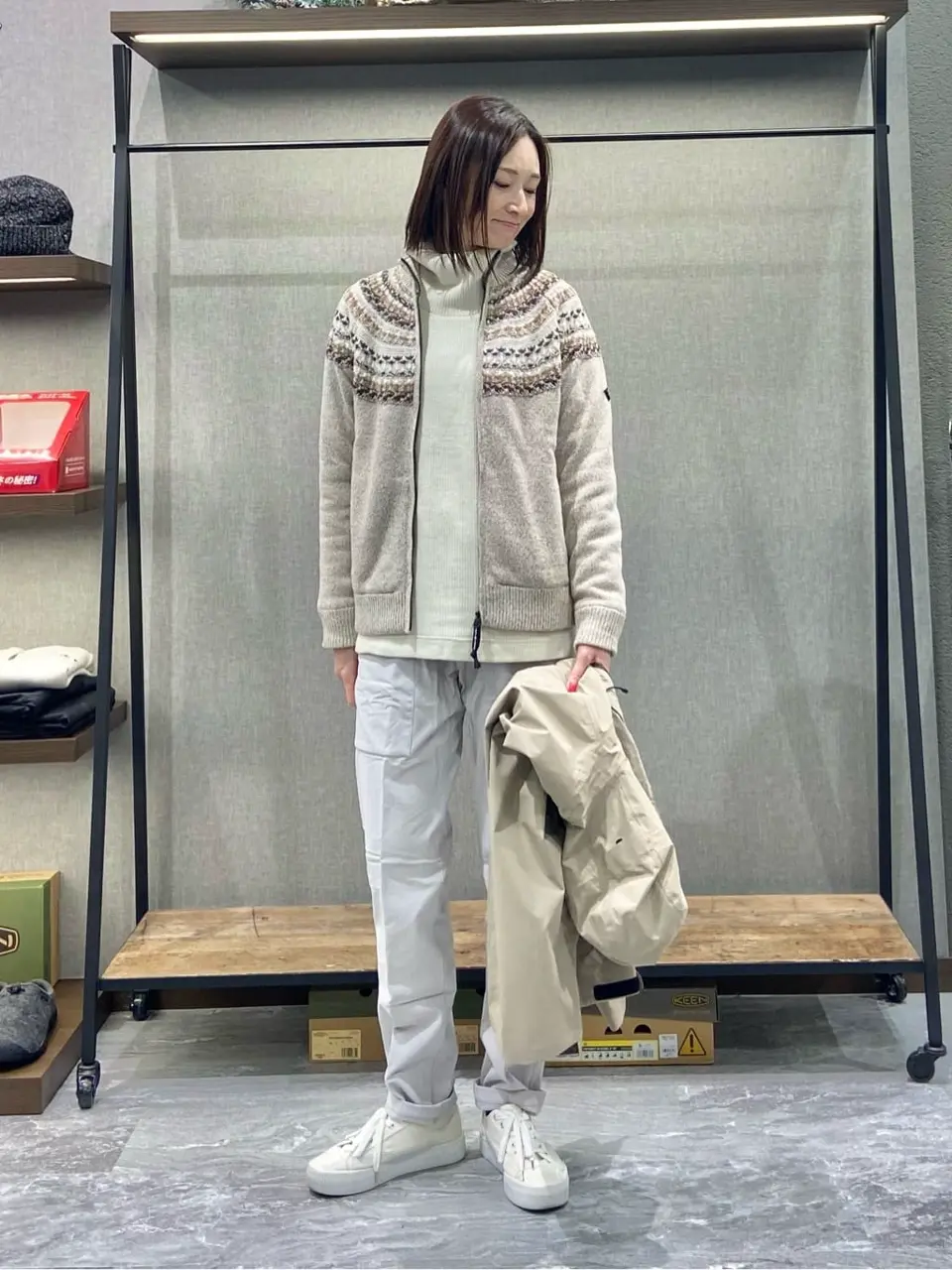 JOSEPH ABBOUD MOUNTAIN たかい　かおり コーディネート画像