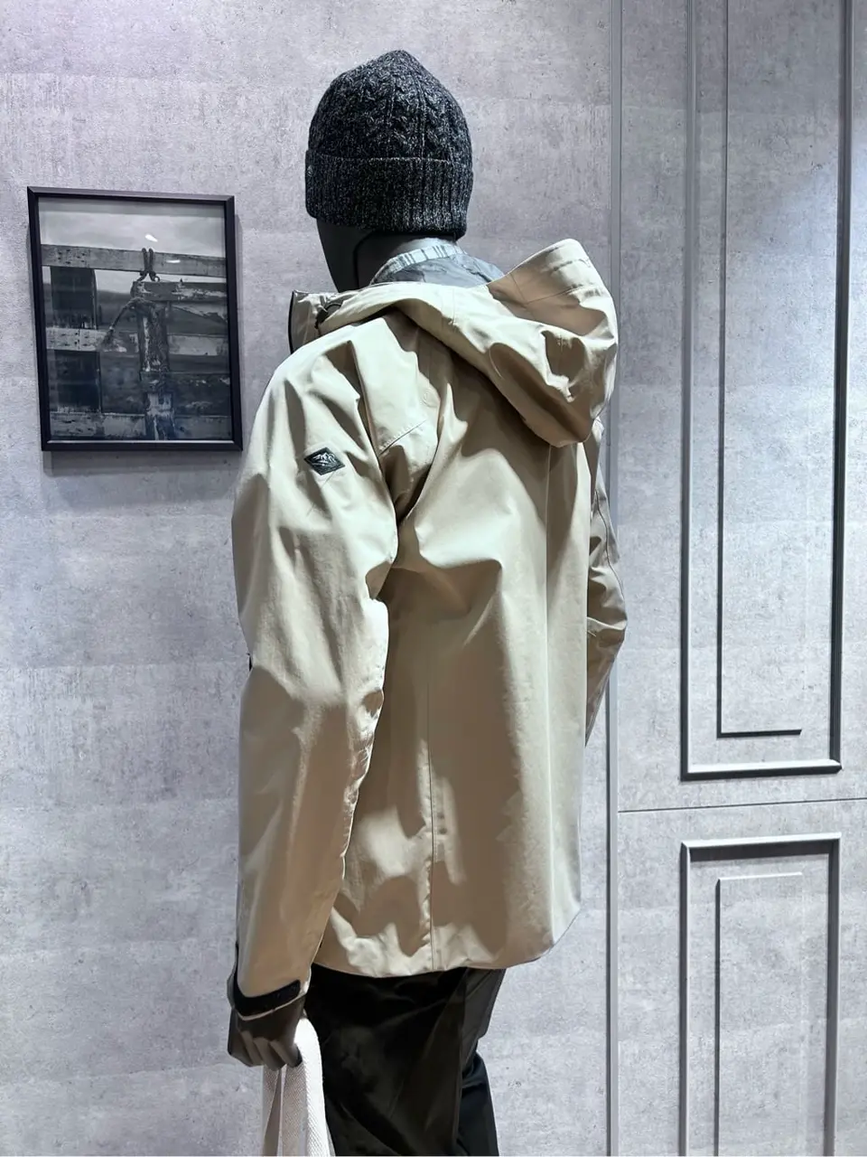 JOSEPH ABBOUD MOUNTAIN 二澤 コーディネート画像