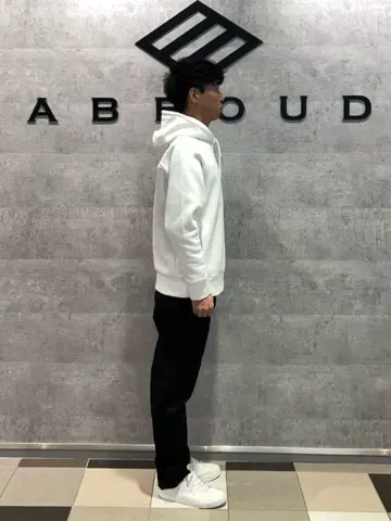 JOSEPH ABBOUD MOUNTAIN 足立 コーディネート画像