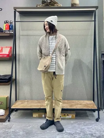 JOSEPH ABBOUD MOUNTAIN たかい　かおり コーディネート画像