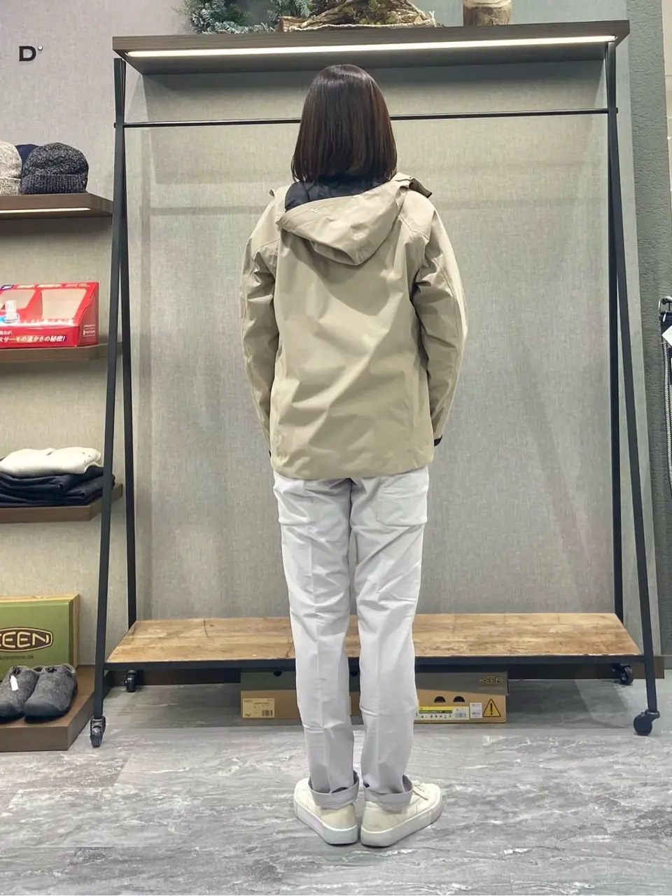 JOSEPH ABBOUD MOUNTAIN たかい　かおり コーディネート画像