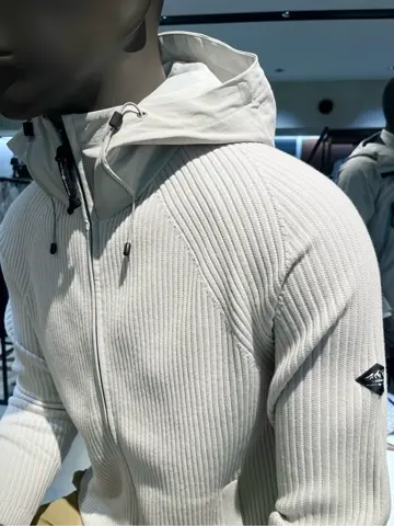 JOSEPH ABBOUD MOUNTAIN 笠原 コーディネート画像