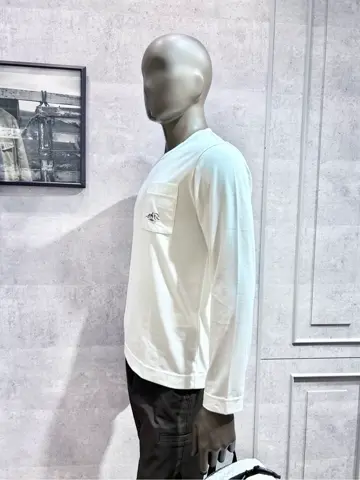 JOSEPH ABBOUD MOUNTAIN 二澤 コーディネート画像