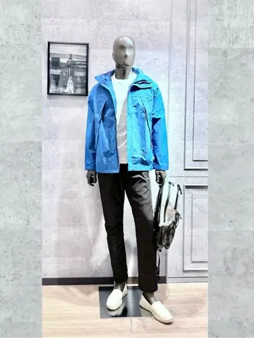 JOSEPH ABBOUD MOUNTAIN 二澤 コーディネート画像