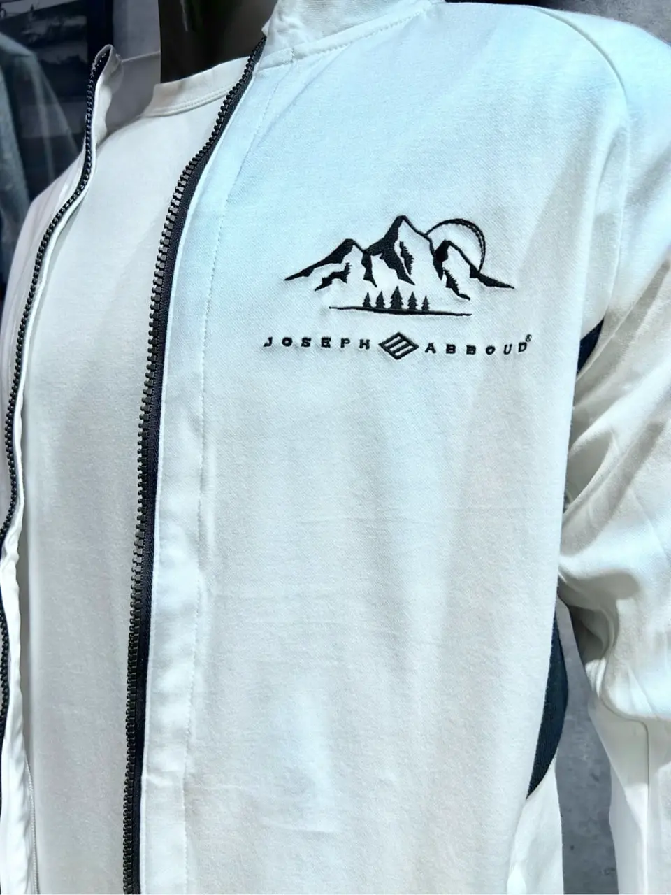 JOSEPH ABBOUD MOUNTAIN 二澤 コーディネート画像