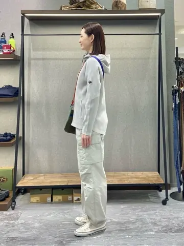 JOSEPH ABBOUD MOUNTAIN たかい　かおり コーディネート画像